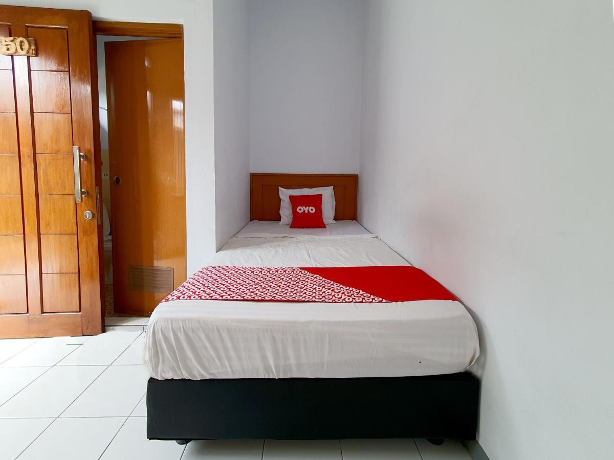 Oyo 569 Cigadung Guest House Syariah Bandung Exteriér fotografie
