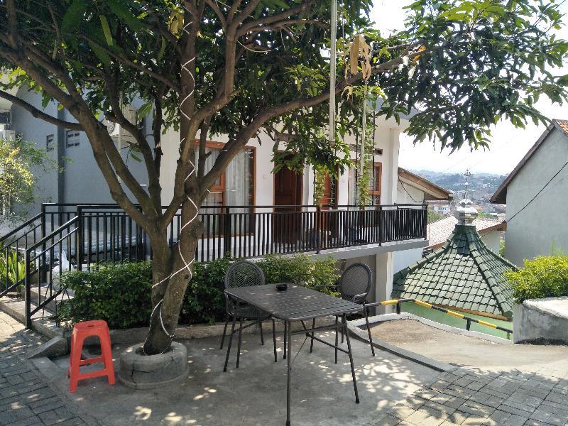Oyo 569 Cigadung Guest House Syariah Bandung Exteriér fotografie