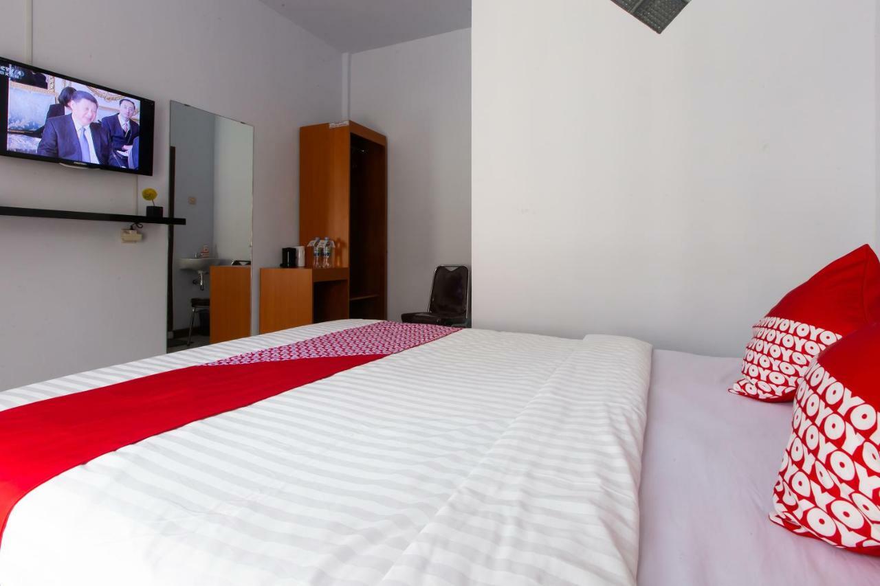 Oyo 569 Cigadung Guest House Syariah Bandung Exteriér fotografie